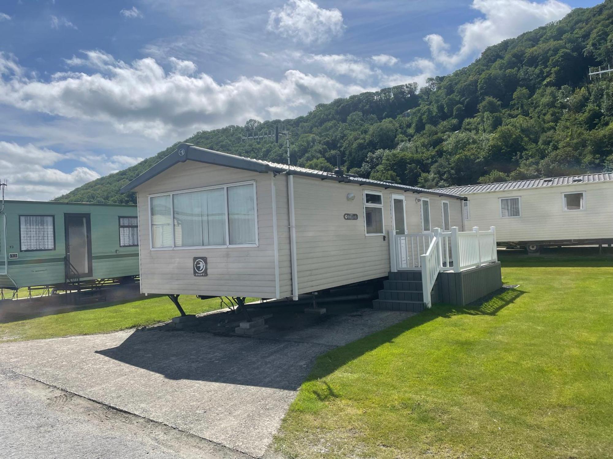 Cozy 2 Bedroom Static Caravan In Clarach Bay , Aberystwyth Exterior photo