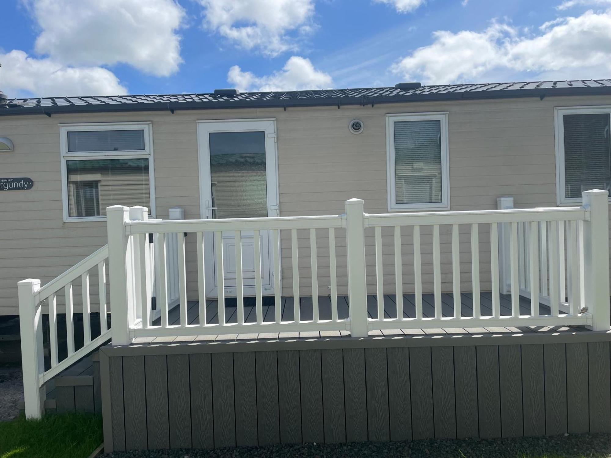 Cozy 2 Bedroom Static Caravan In Clarach Bay , Aberystwyth Exterior photo