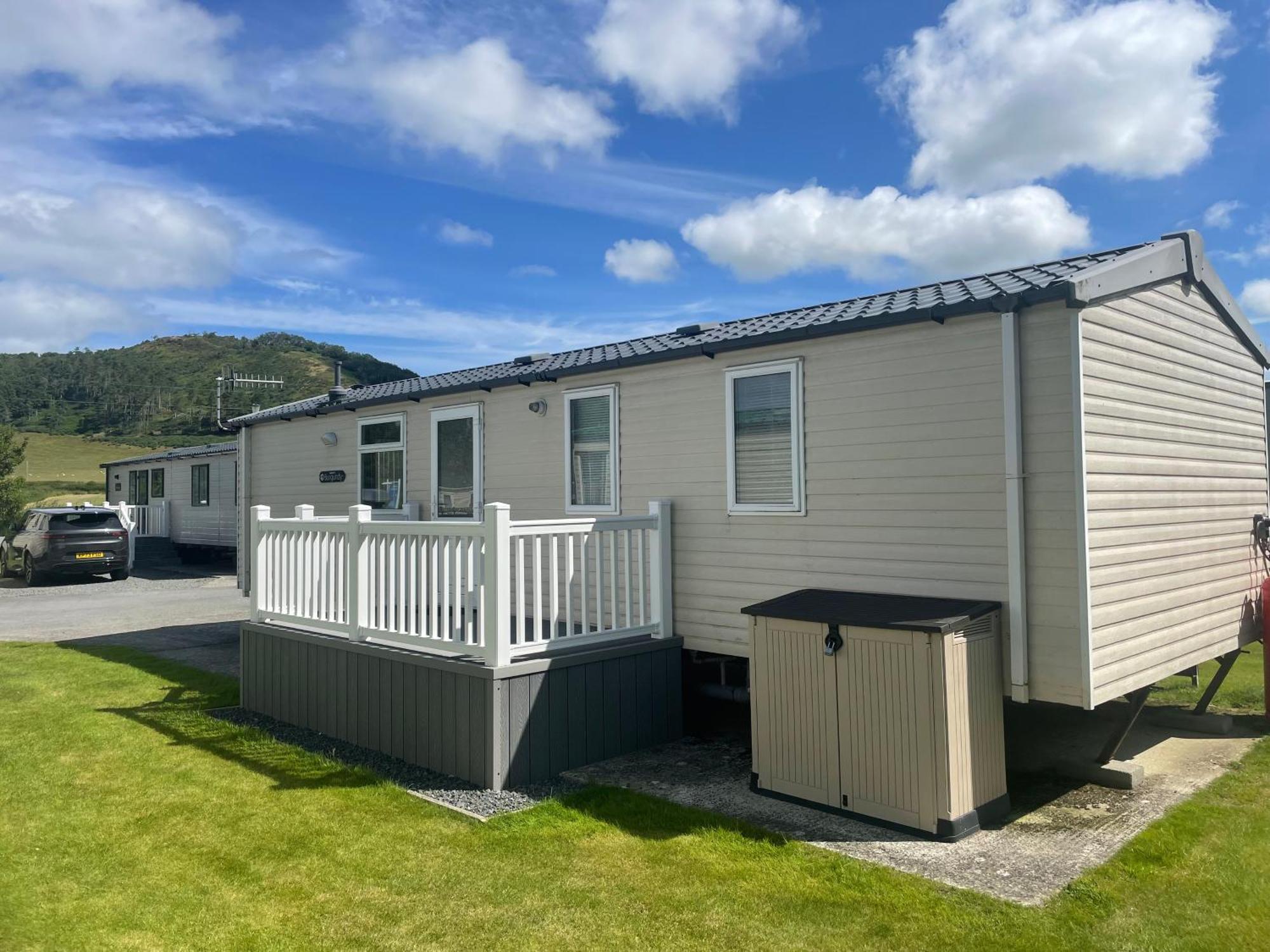 Cozy 2 Bedroom Static Caravan In Clarach Bay , Aberystwyth Exterior photo